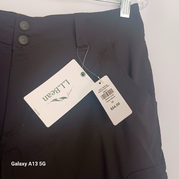 L.L.Bean NWT Women's Classic Black Vista Trekking Bottoms  Short Sz 10 - Picture 6 of 9